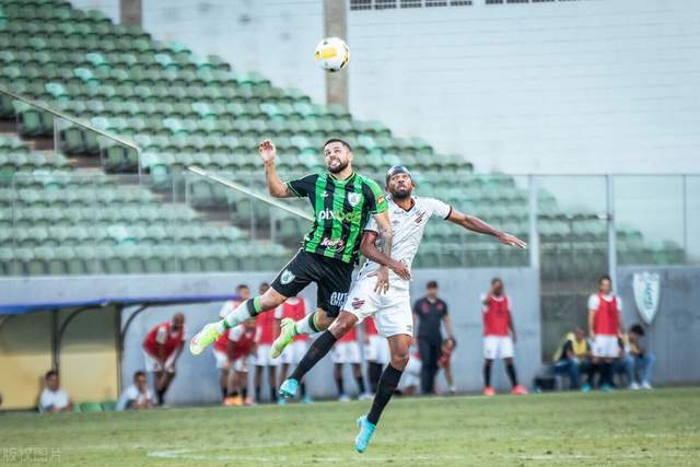 继续追梦！崔永熙与开拓者签下Exhibit10合同